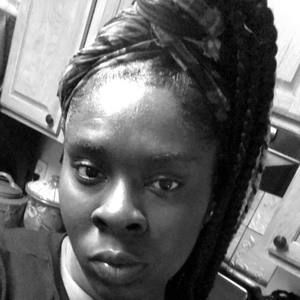 Meet your Posher, Chanel